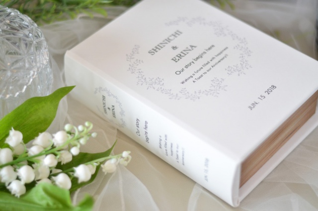 結婚式のブックタイプのリングピロー＆結婚証明書  - 人気のホワイト