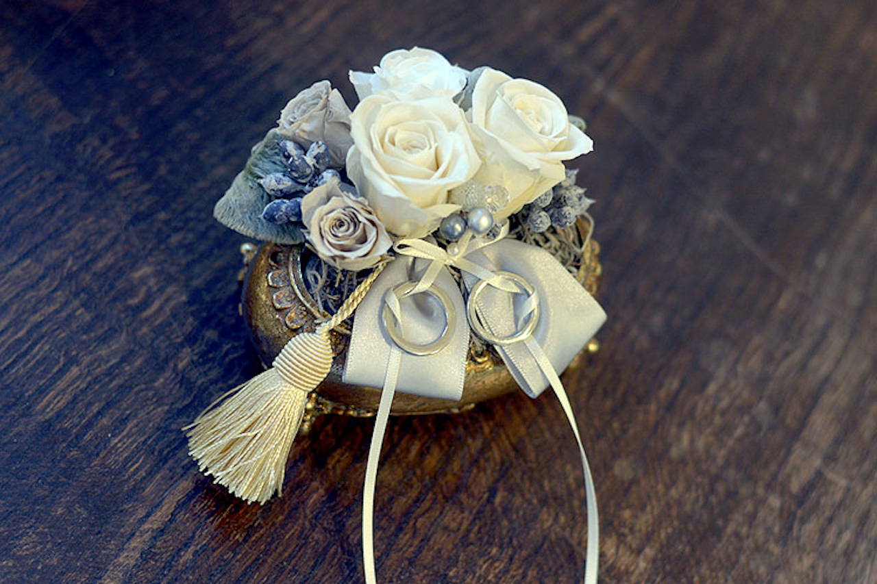 プリザーブドフラワー手作りリングピロー