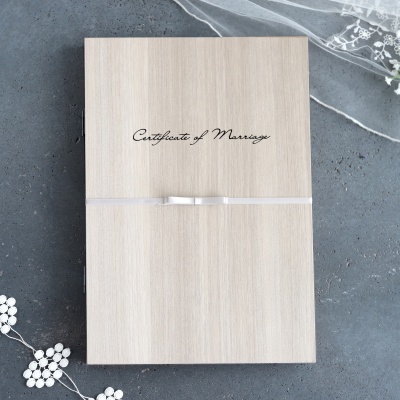 木製ブックの結婚証明書 レイニー・木製ブック