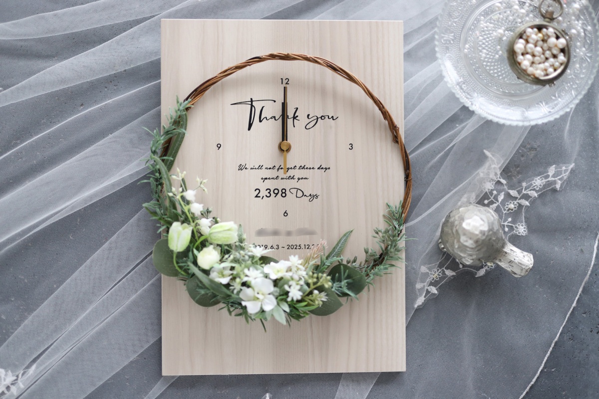 結婚式の記念品の花時計のカラーイメージ