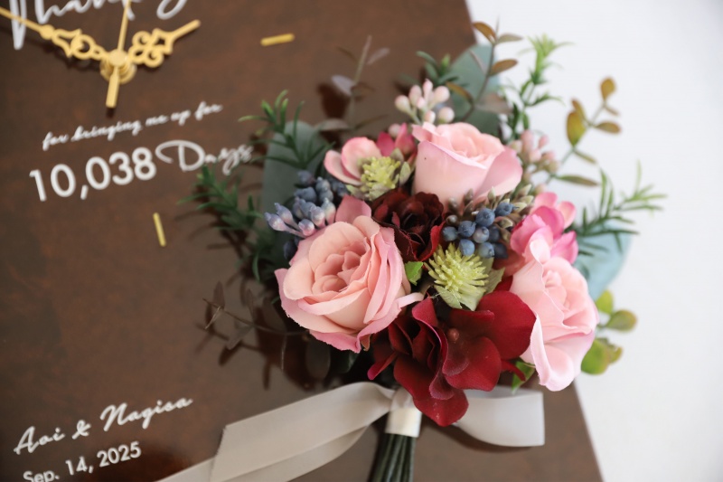 還暦や古希の記念品におすすめのミニブーケの花時計のお花イメージ
