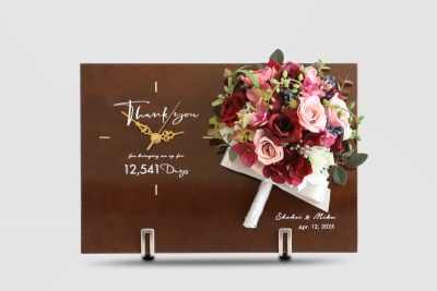 木製パネルとブーケの花時計<span>(プレミアム還暦祝い)</span>